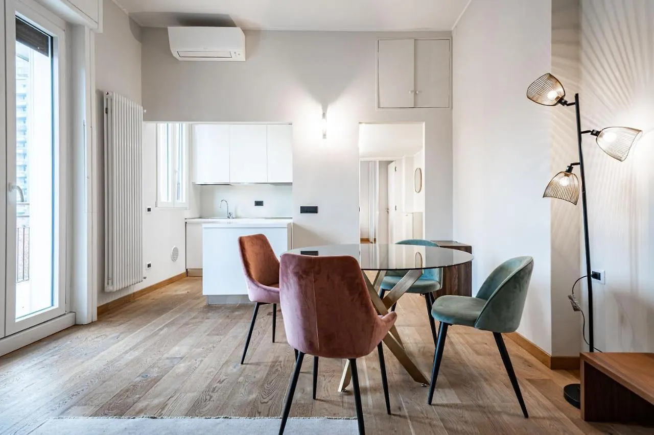 Appartamento Montello Livings, Exclusive Terrace And Skyline View Milano