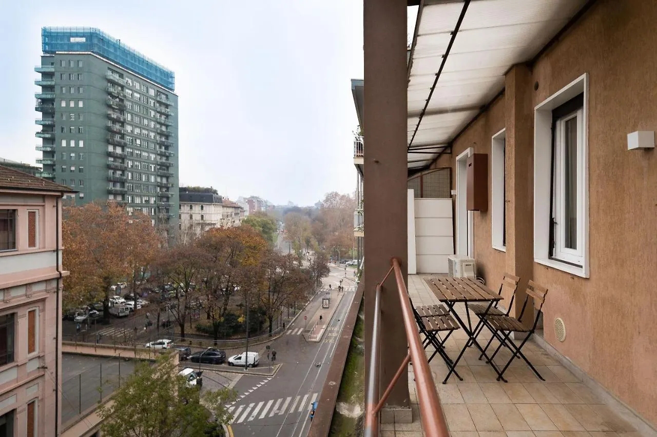 Appartamento Montello Livings, Exclusive Terrace And Skyline View Milano